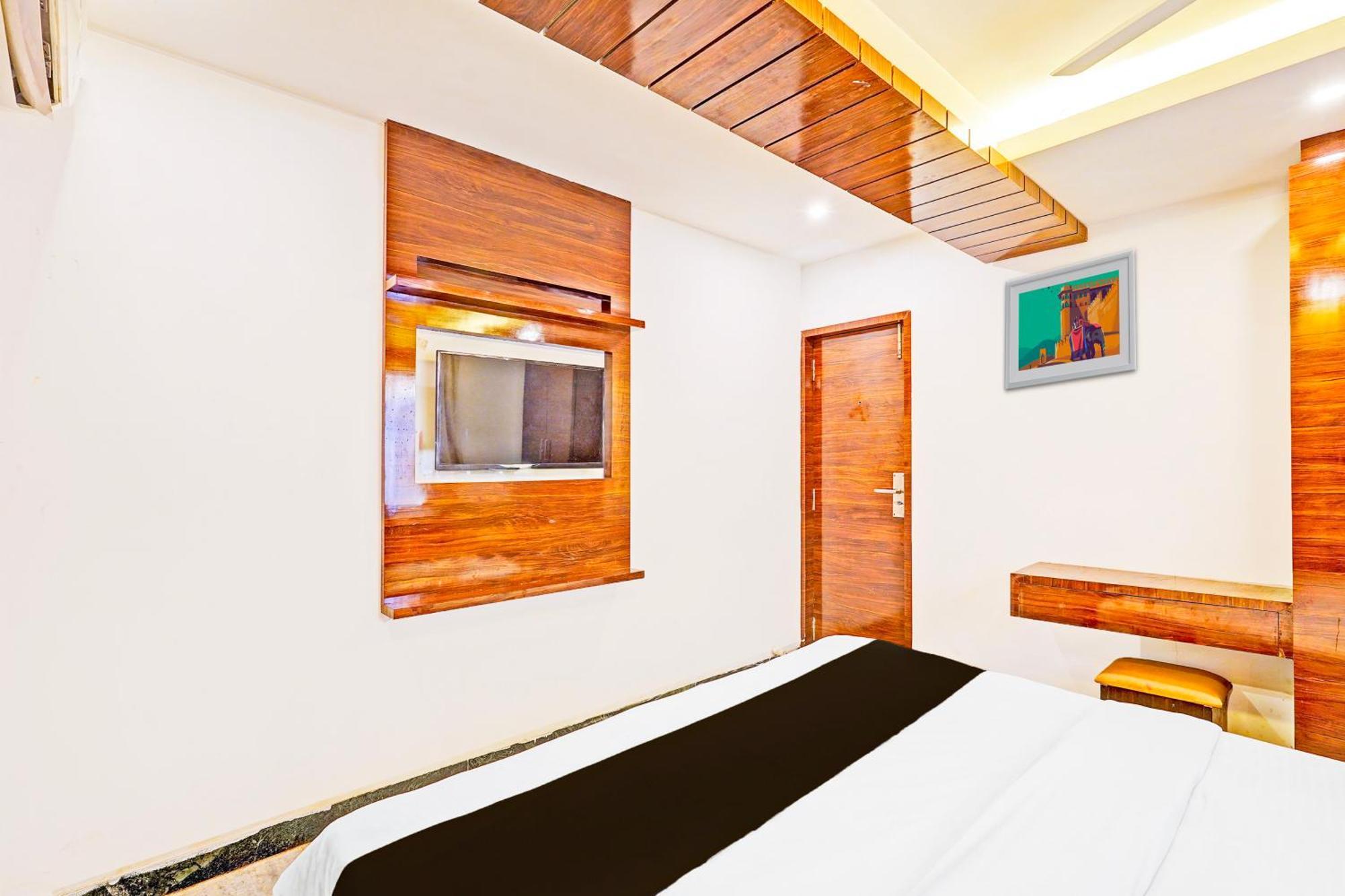 Hotel O Admire Suit Chennai Esterno foto
